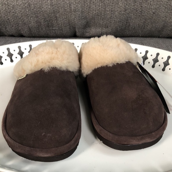 Staheekum genuine sheepskin slip on slippers. - Picture 2 of 7